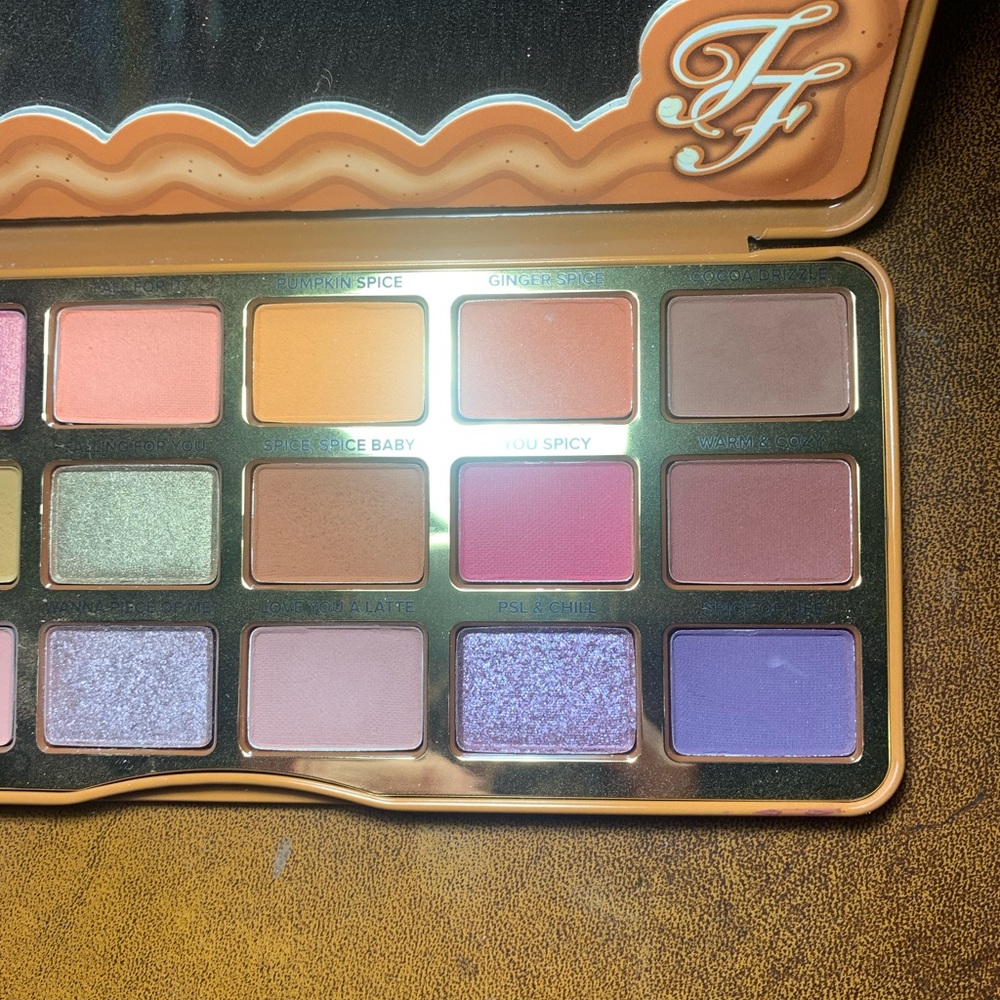 USED too faced eyeshadow palette - Picture 3 of 4